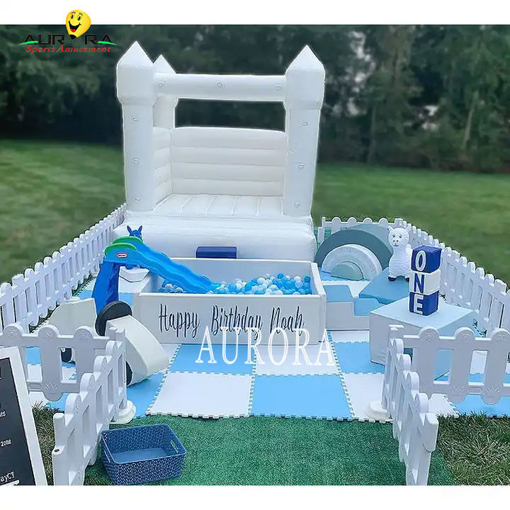 İç mekan oyun alanı şişme yumuşak oyun ekipmanları parti beyaz top çukuru çocuklar için