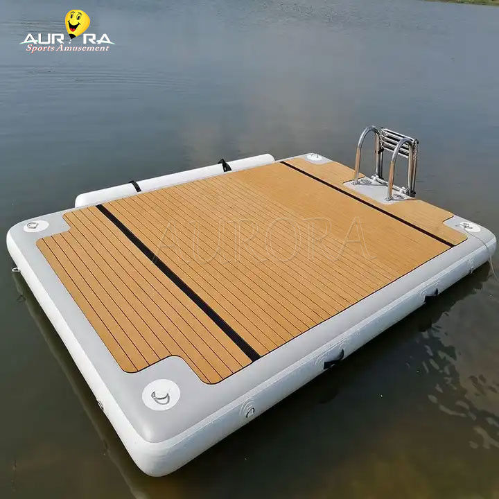 Yangın Retardant Şişirme Yüzen Liman Çatısı Eğlence Göl için Su Yüzen Platformu