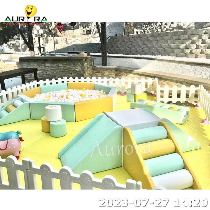 Yumuşak Oyun Çıkarcılar Ekipman Dışarıdaki Çocuklar Eğlence Mavi Top Çukuru İç mekan oyun alanı