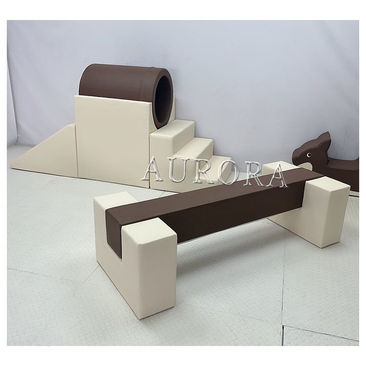 Fabrika Yumuşak Oyun Alanı Kahve Beige Ekipman İçerideki Yumuşak Oyun Yuvarlak Top Çukuru