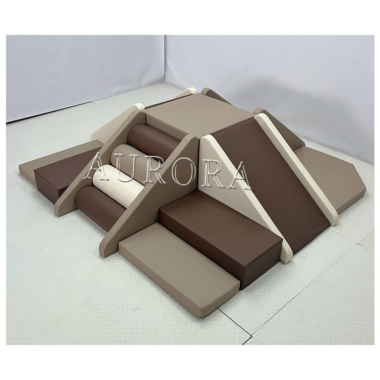 Fabrika Yumuşak Oyun Alanı Kahve Beige Ekipman İçerideki Yumuşak Oyun Yuvarlak Top Çukuru