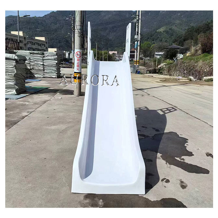 Çocuklar için özel dalgalı kaydırma Plastik Popüler Güvenlik Kaydırma Yumuşak Oyun Kaydırma